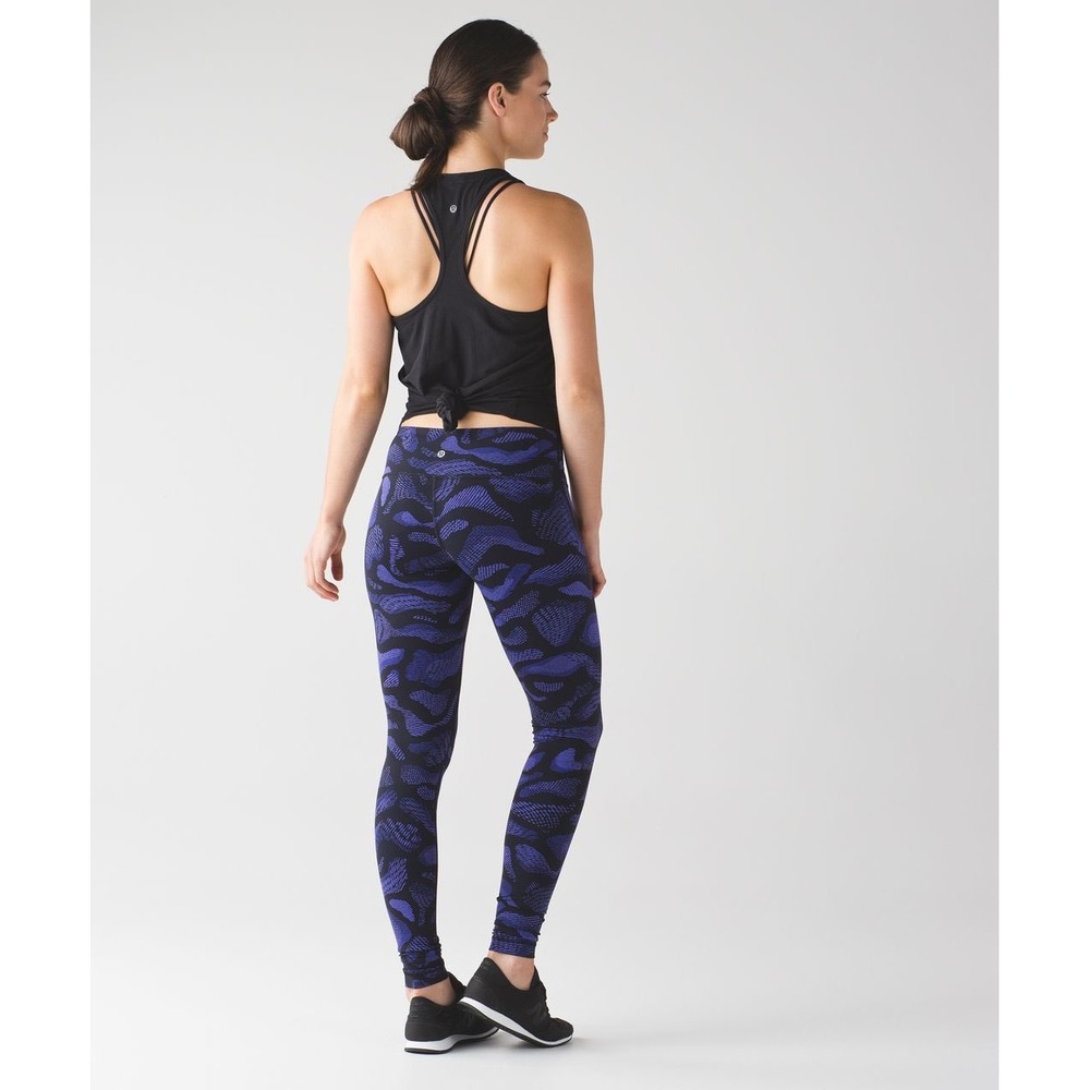 Lululemon Wunder Under Pant III Women 6 Purple Black Warp Pattern Yoga Geometric
